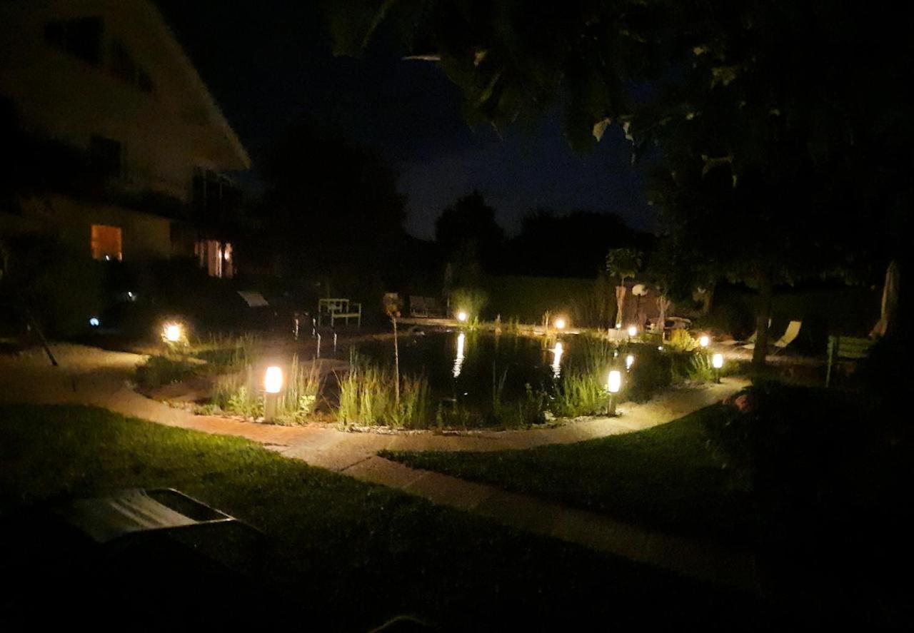 Garden Paradise Bled Apartments - Garden, Pond And Castle View Екстер'єр фото